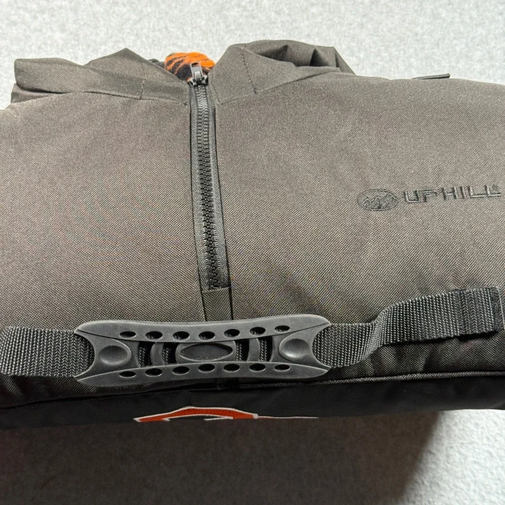 Oregon State Beavers Uphill Stadium Blanket Hooded Poncho Roll Up Tote Black OSU
